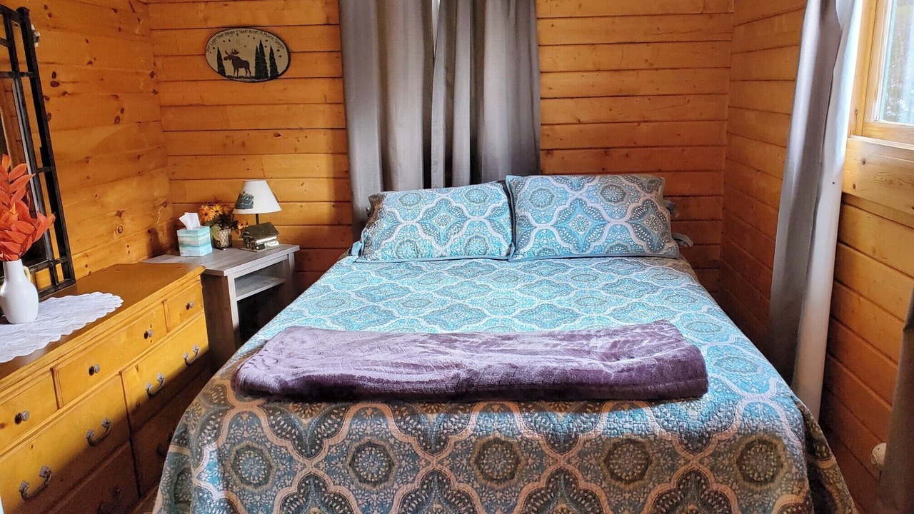 Photo of Bedroom in Lyndonville