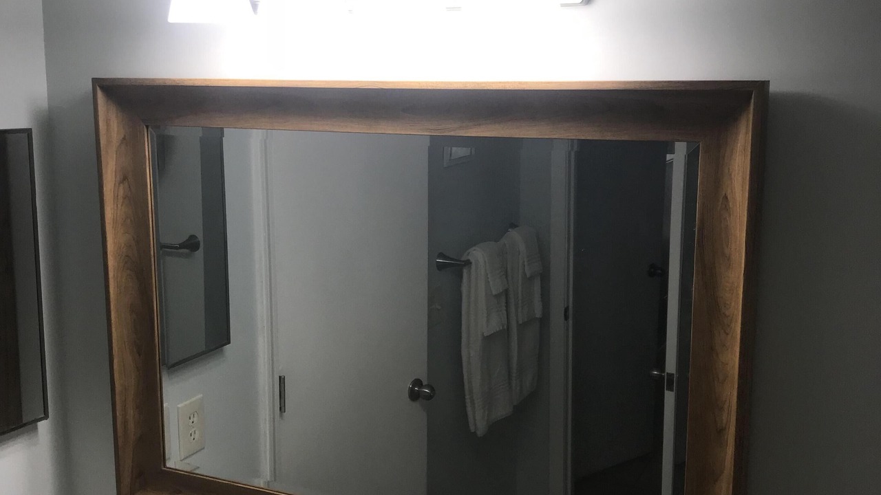 Photo of Bathroom in Folly Field
