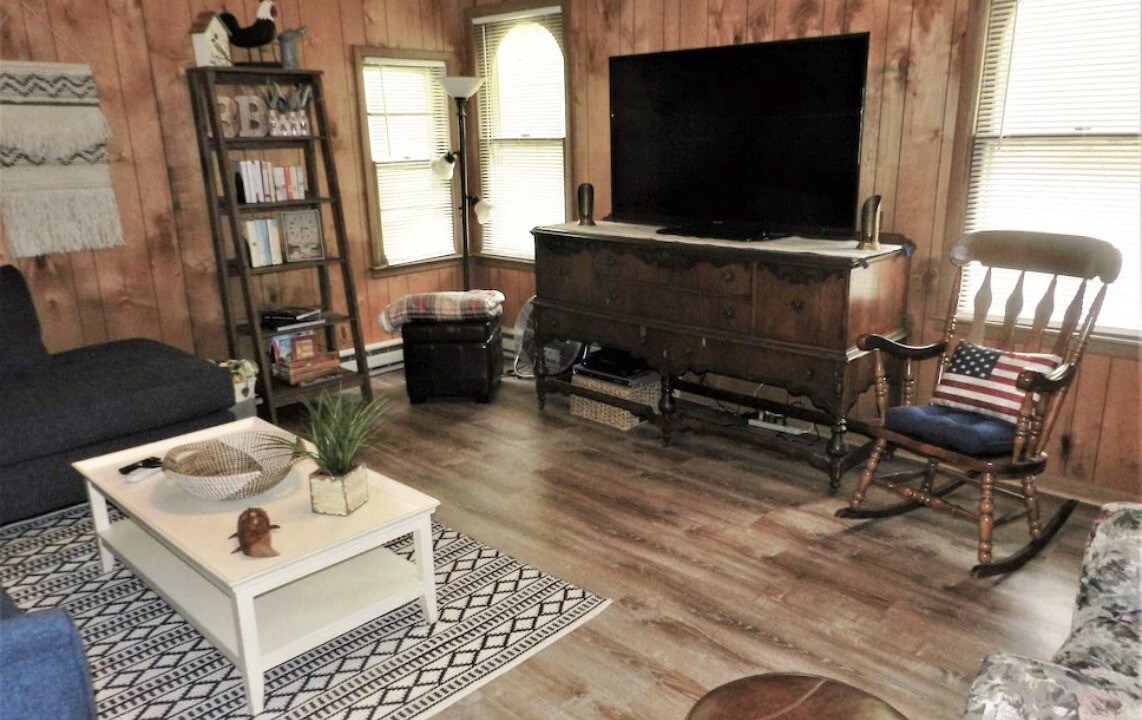 Photo of Livingroom in Roscoe
