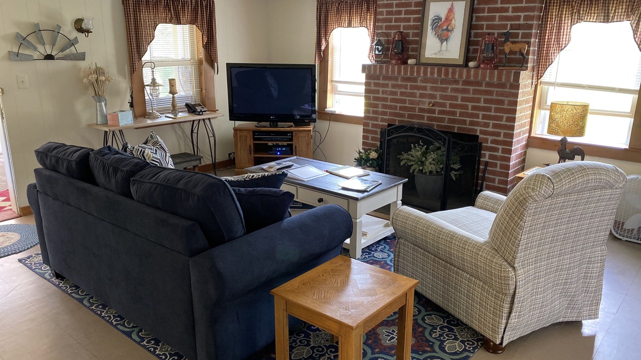 Photo of Bedroom in Roscoe