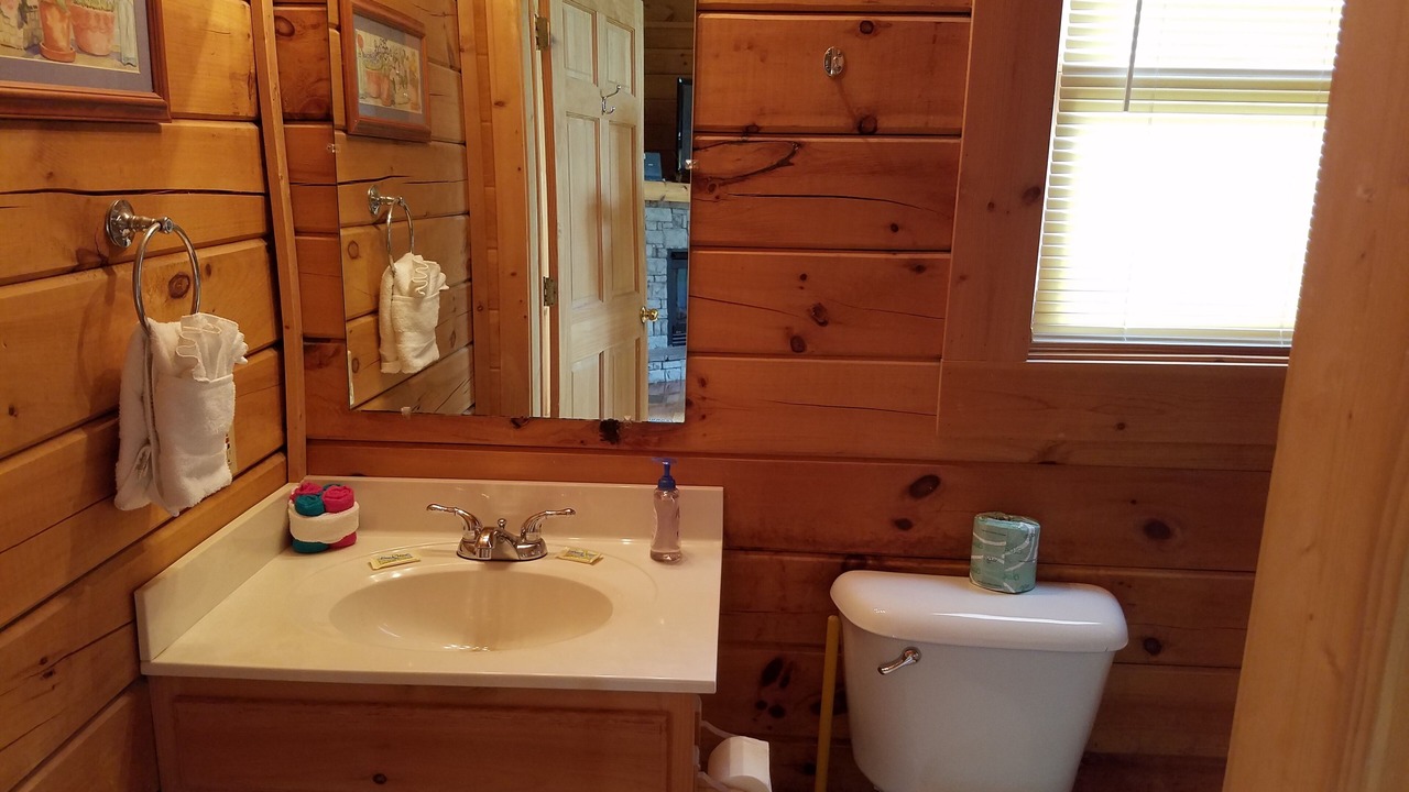 Photo of Bathroom in Gatlinburg