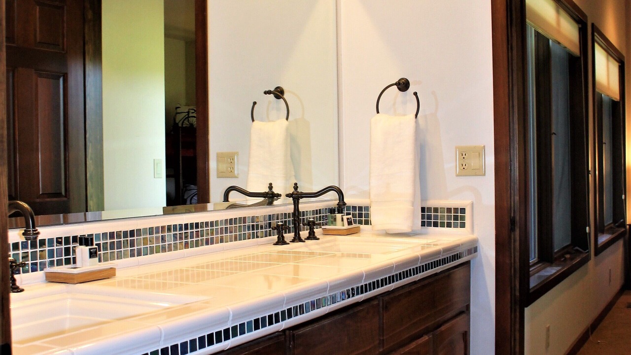 Photo of Bathroom in Sunriver