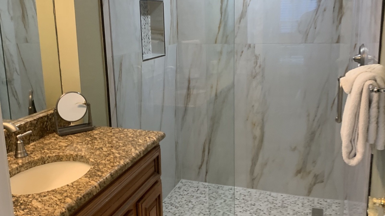 Photo of Bathroom in Tavernier