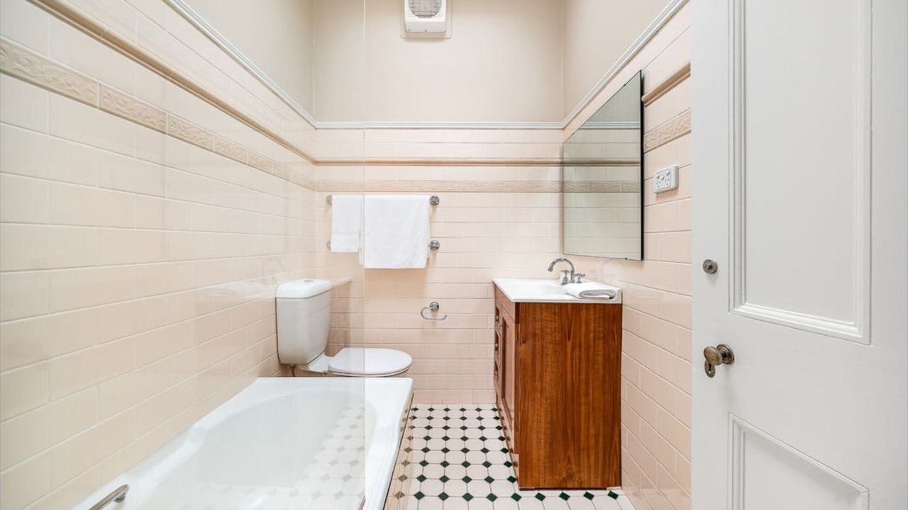 Photo of Bathroom in Leura