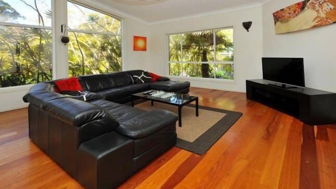 Photo of Livingroom in Sapphire Beach