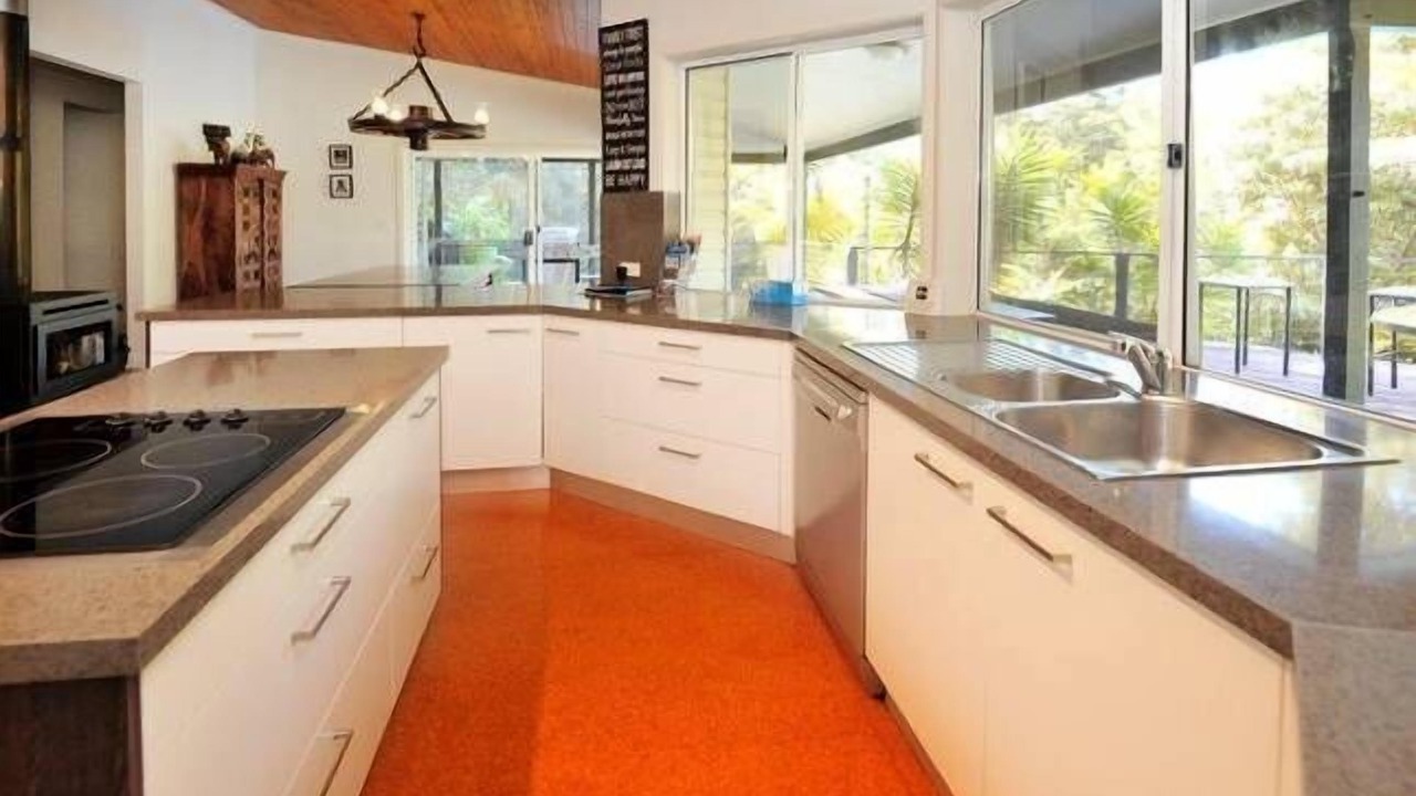 Photo of Kitchen in Sapphire Beach
