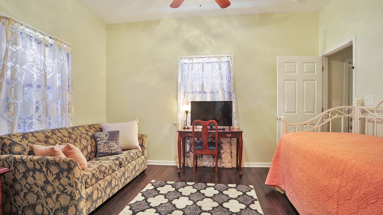 Photo of Livingroom in Saint Thomas Development