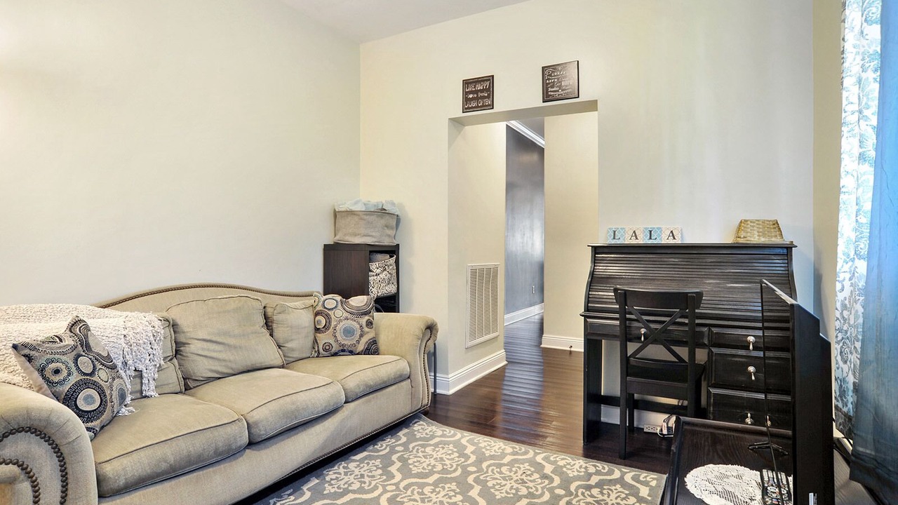 Photo of Livingroom in Saint Thomas Development
