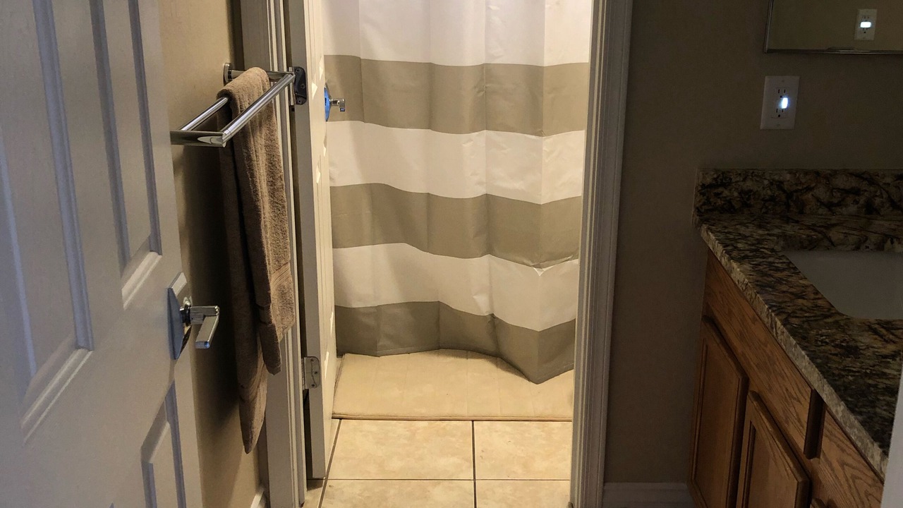 Photo of Bathroom in El Mirage