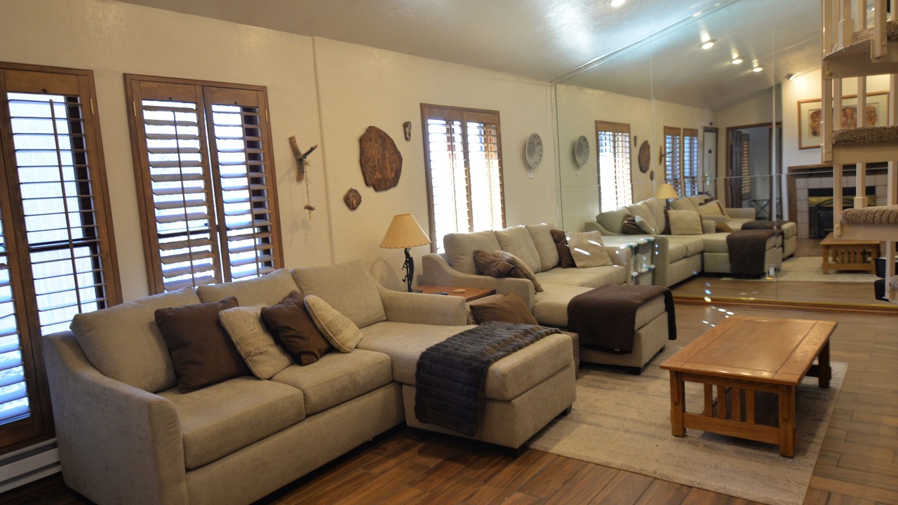 Photo of Livingroom in Brian Head