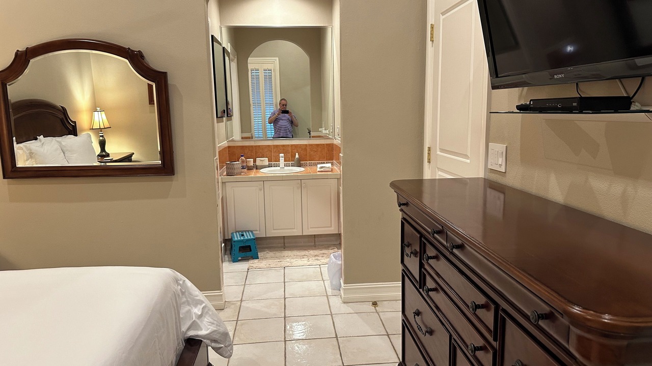 Photo of Bedroom in Nassau