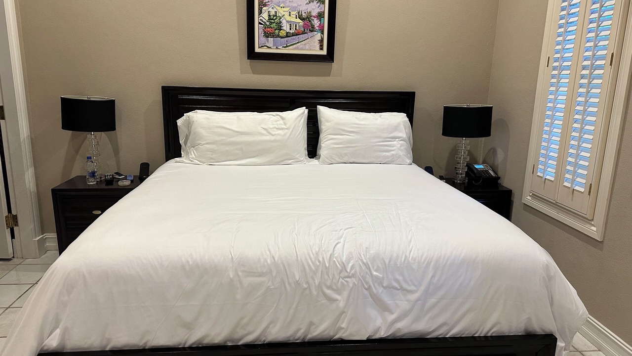 Photo of Bedroom in Nassau