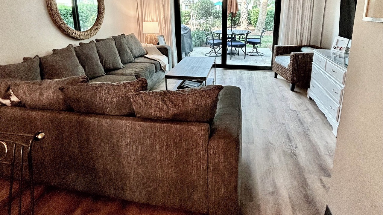Photo of Livingroom in North Forest Beach