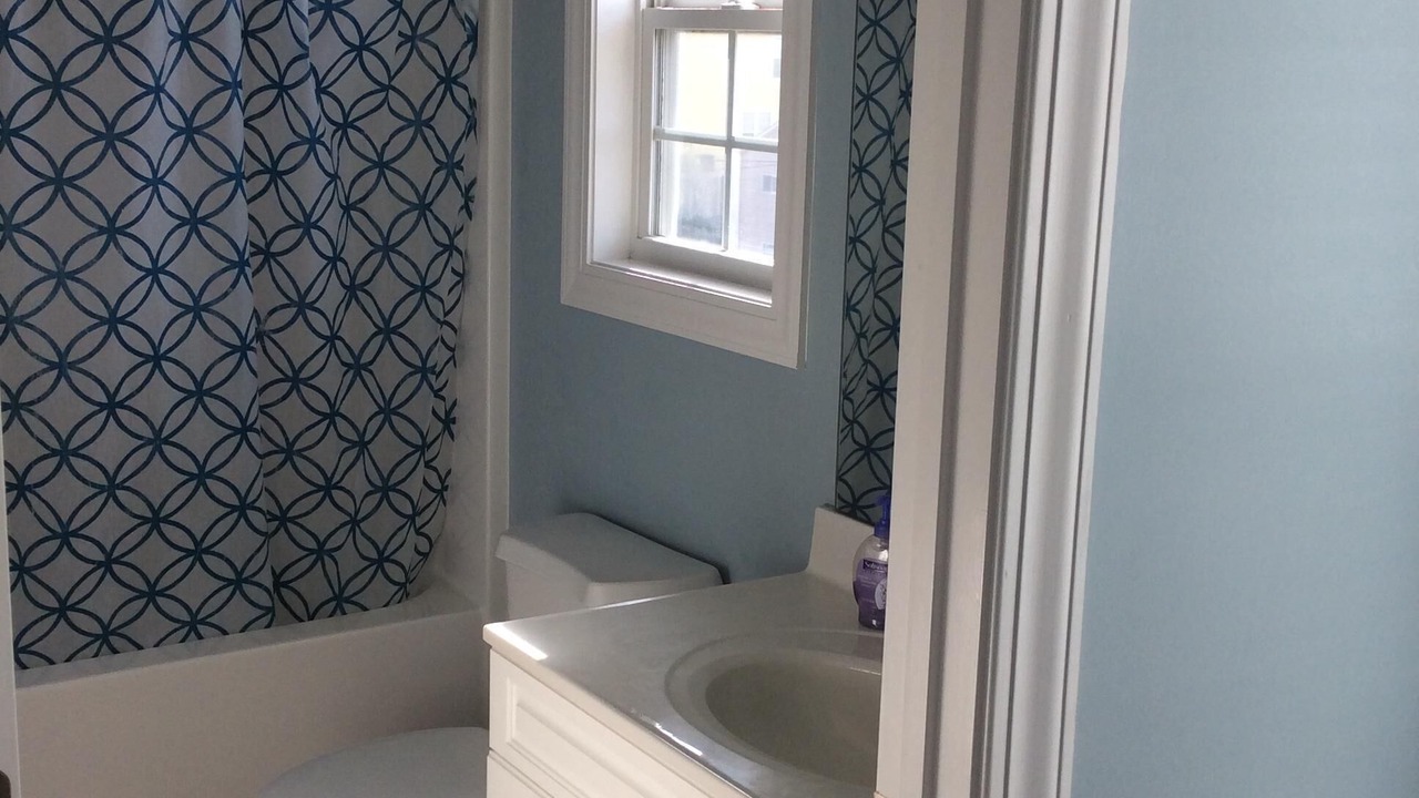 Photo of Bathroom in Garden City