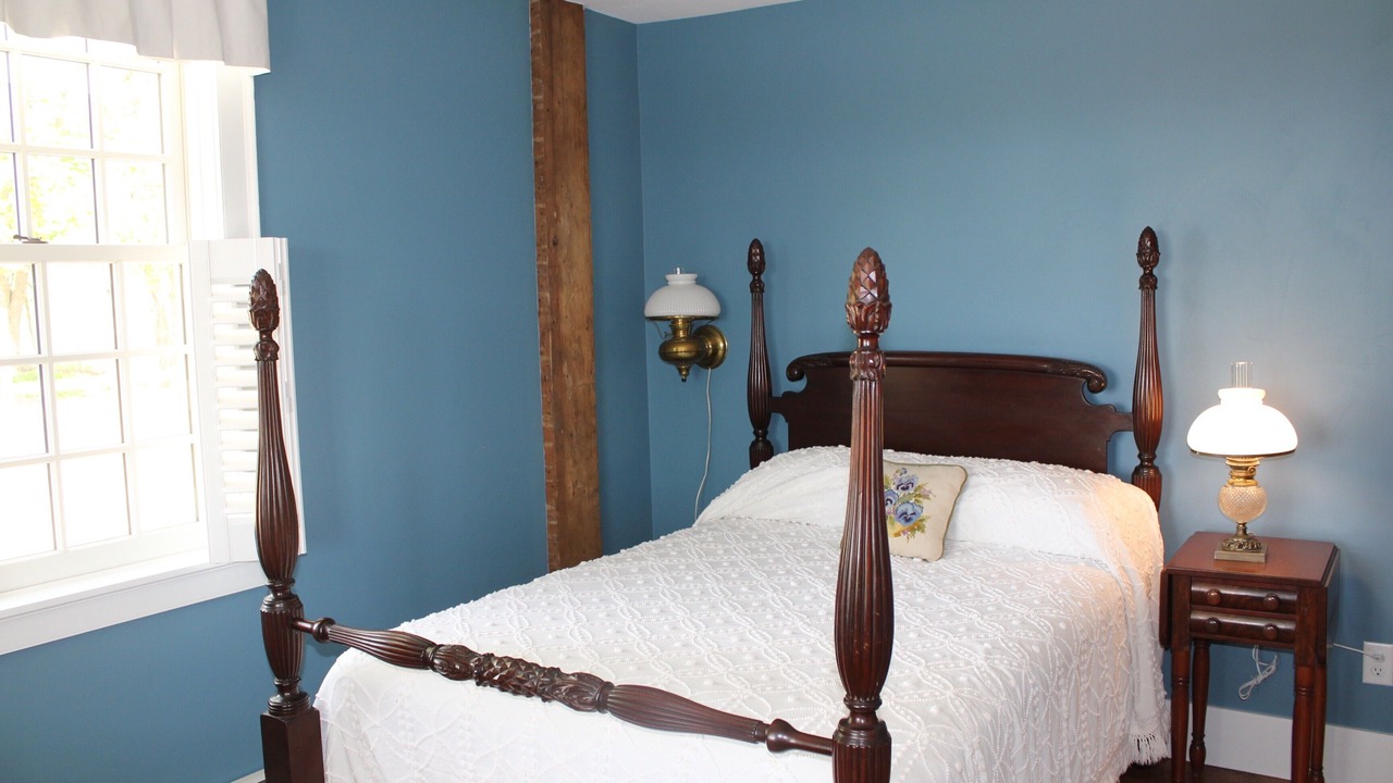 Photo of Bedroom in Middlebury - Warren
