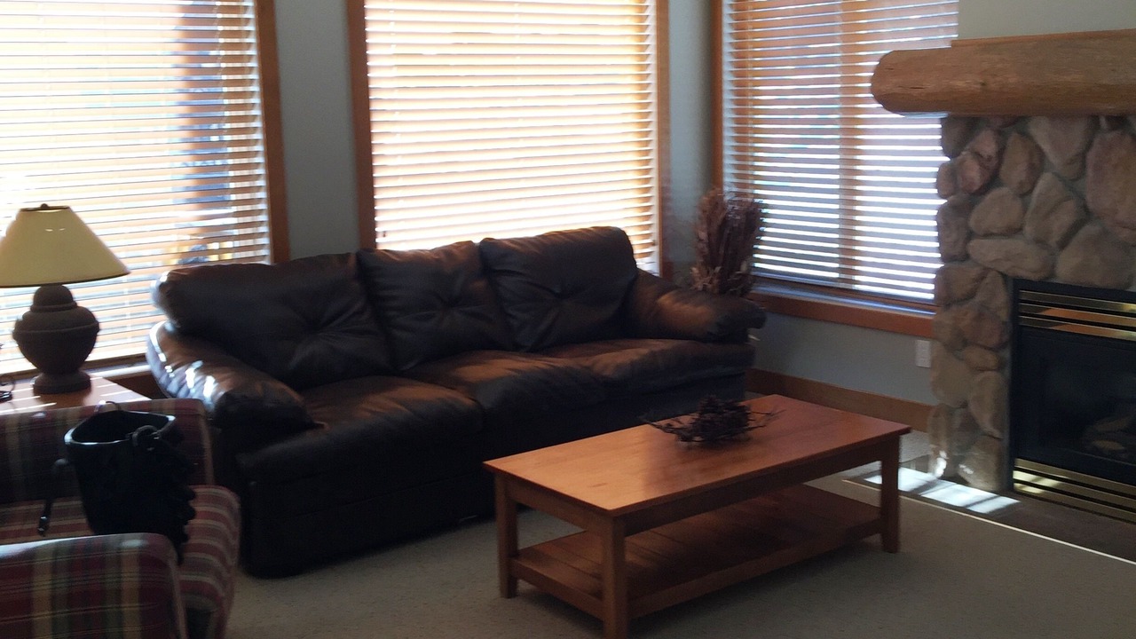 Photo of Livingroom in East Kootenay