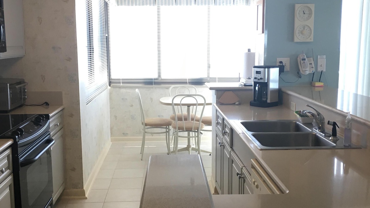 Photo of Kitchen in Crescent Beach
