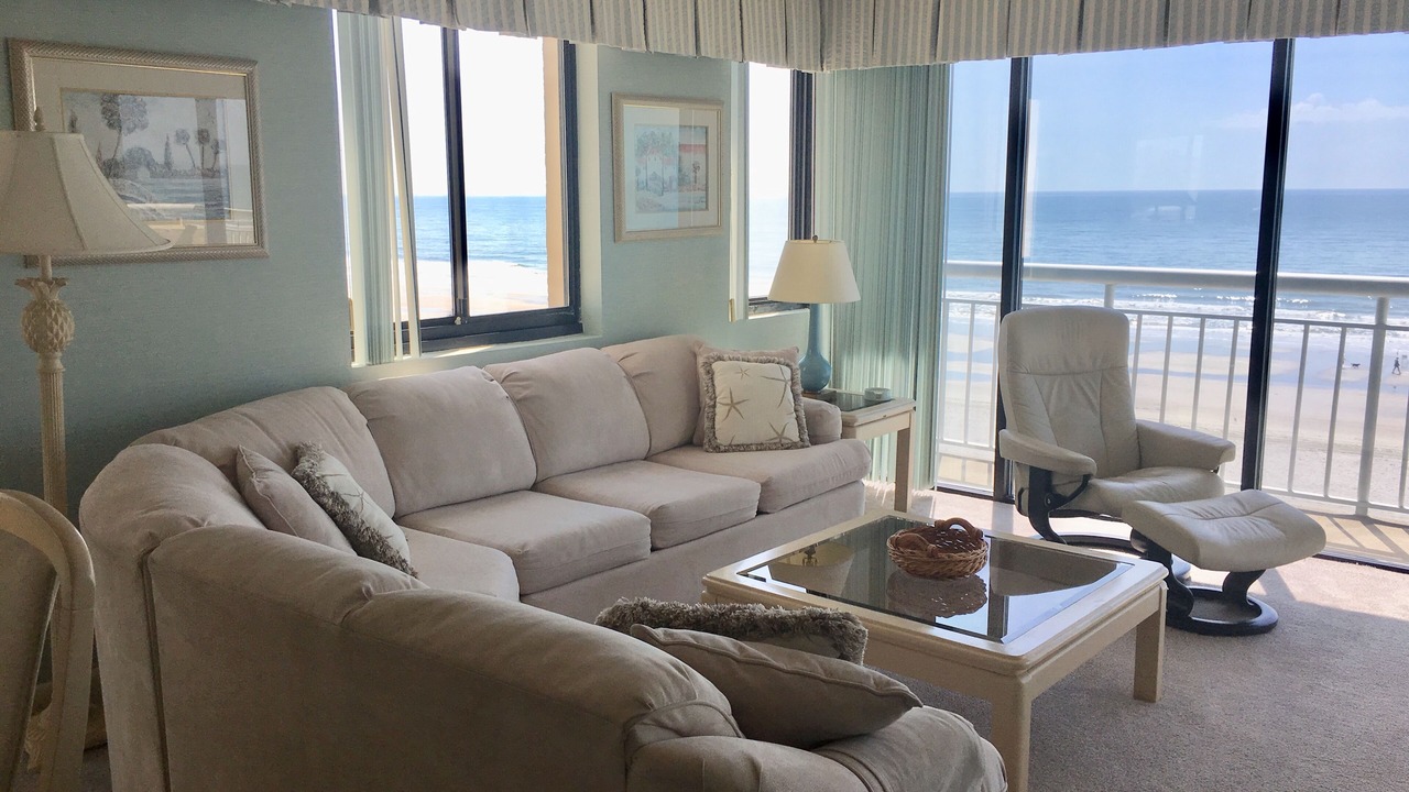 Photo of Livingroom in Crescent Beach