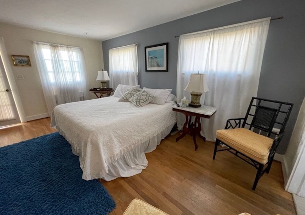 Photo of Bedroom in Old Saybrook