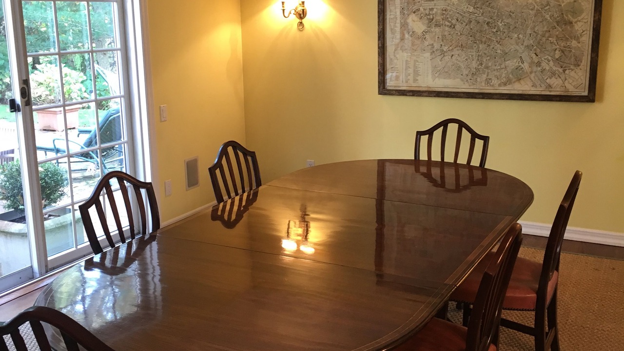 Photo of Livingroom in East Hampton North