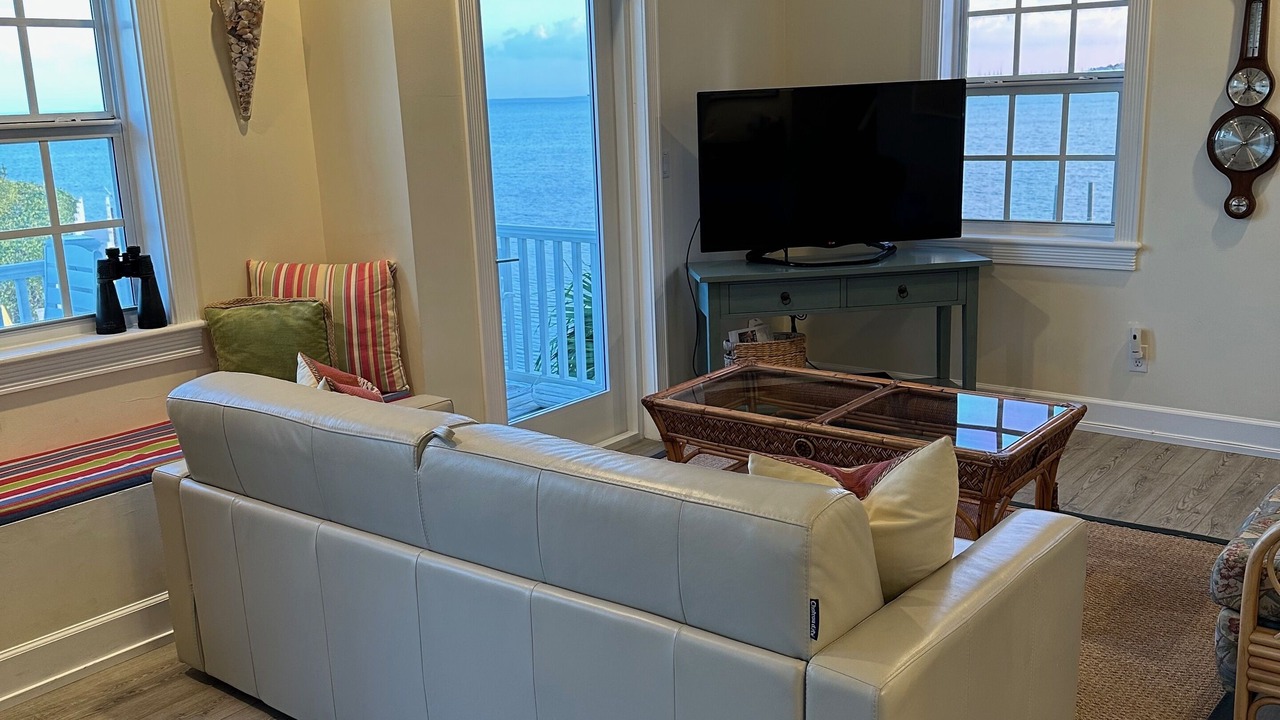 Photo of Livingroom in Cudjoe Key