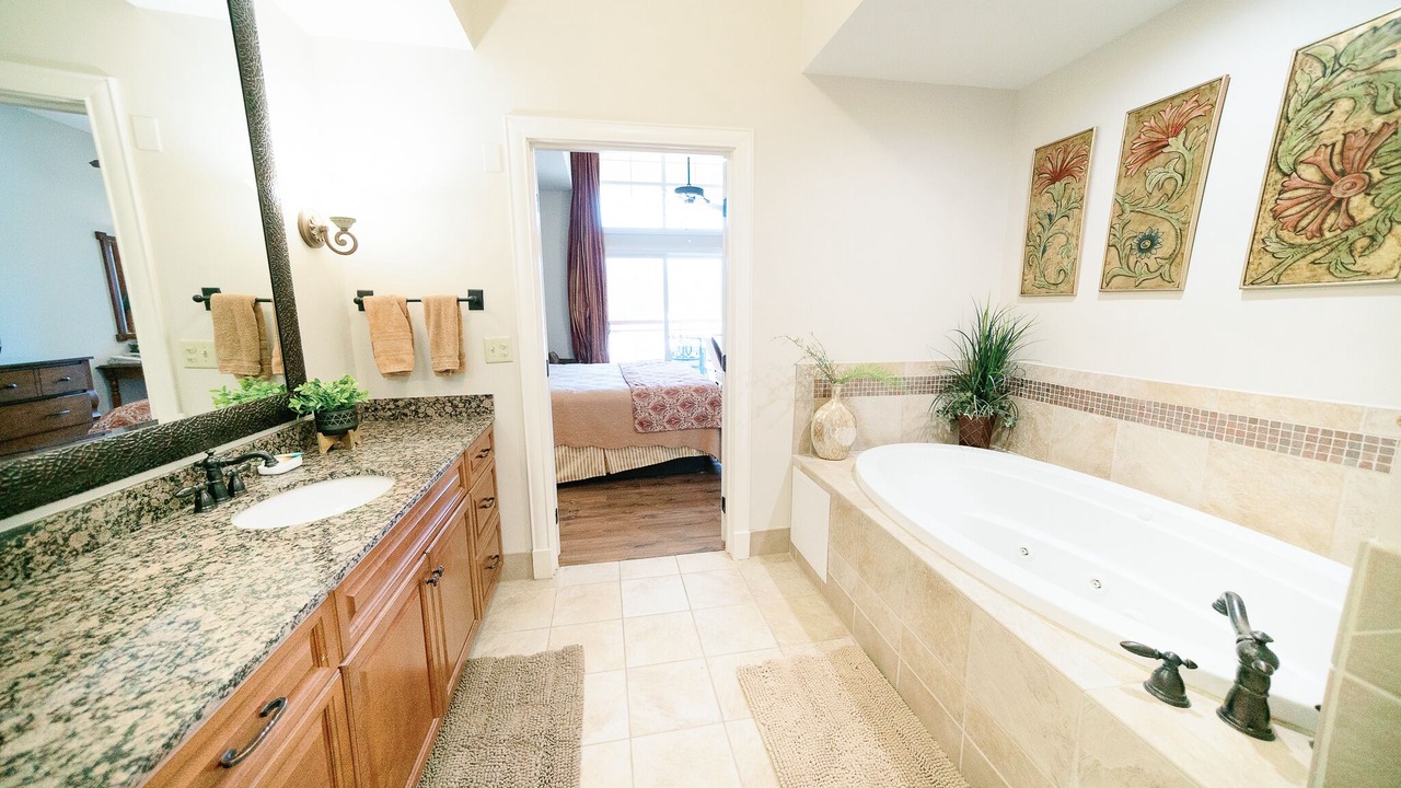 Photo of Bathroom in Pigeon Forge