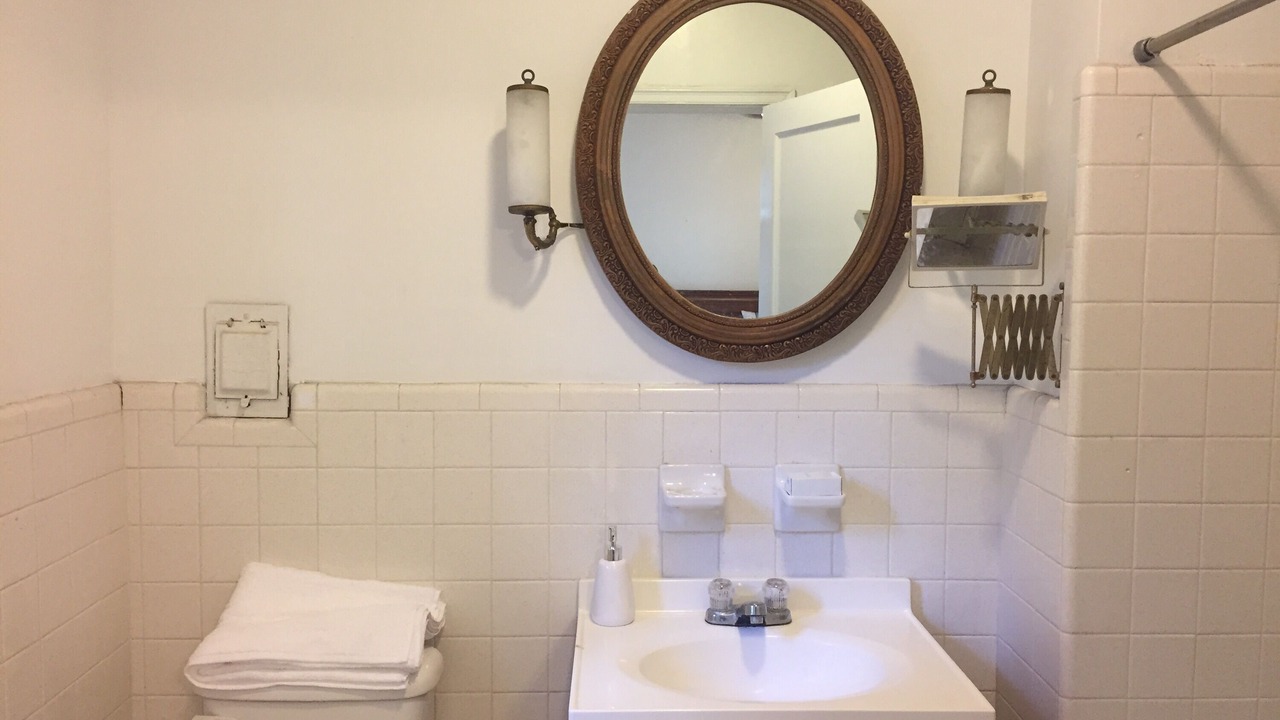 Photo of Bathroom in Touro