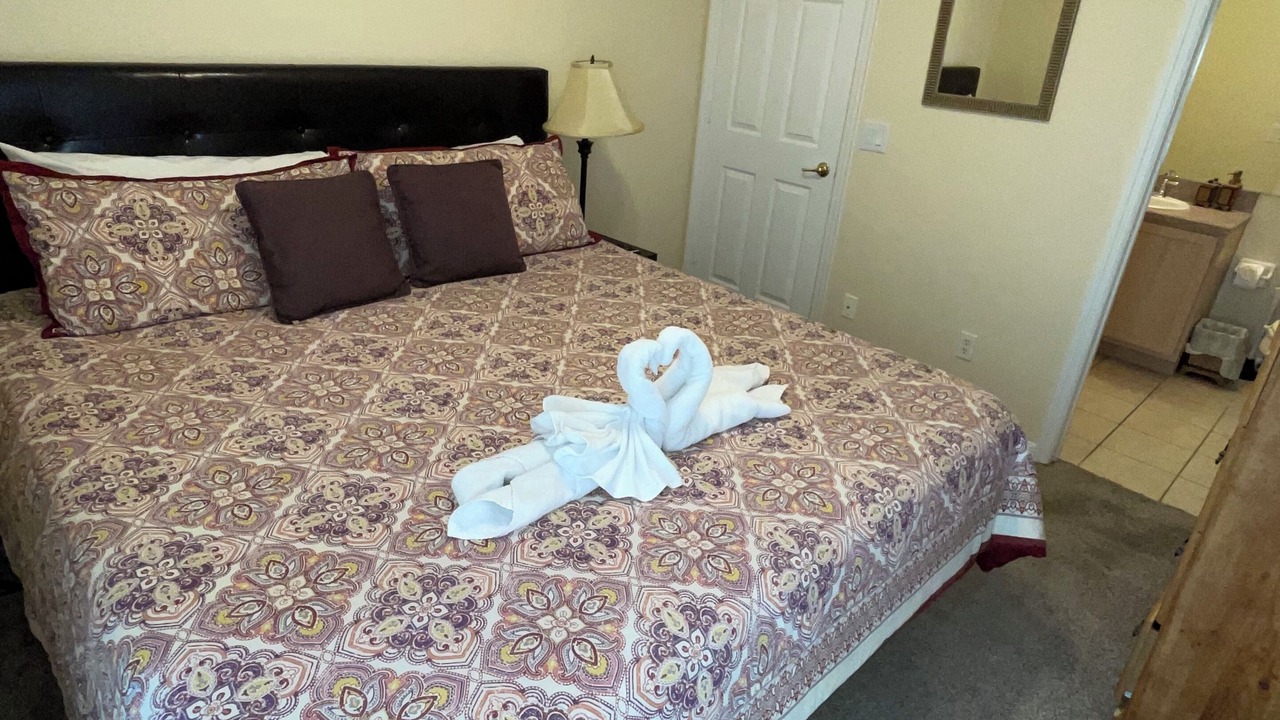 Photo of Bedroom in Windsor Palms
