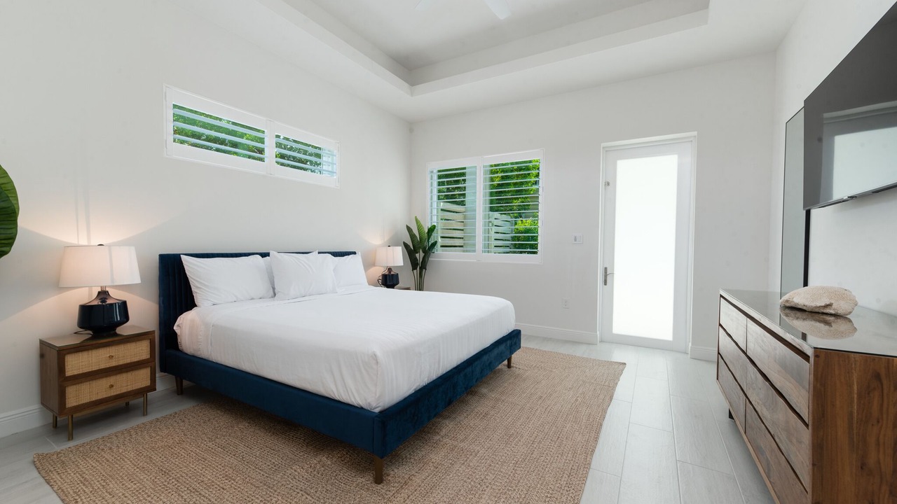 Photo of Bedroom in West Bay