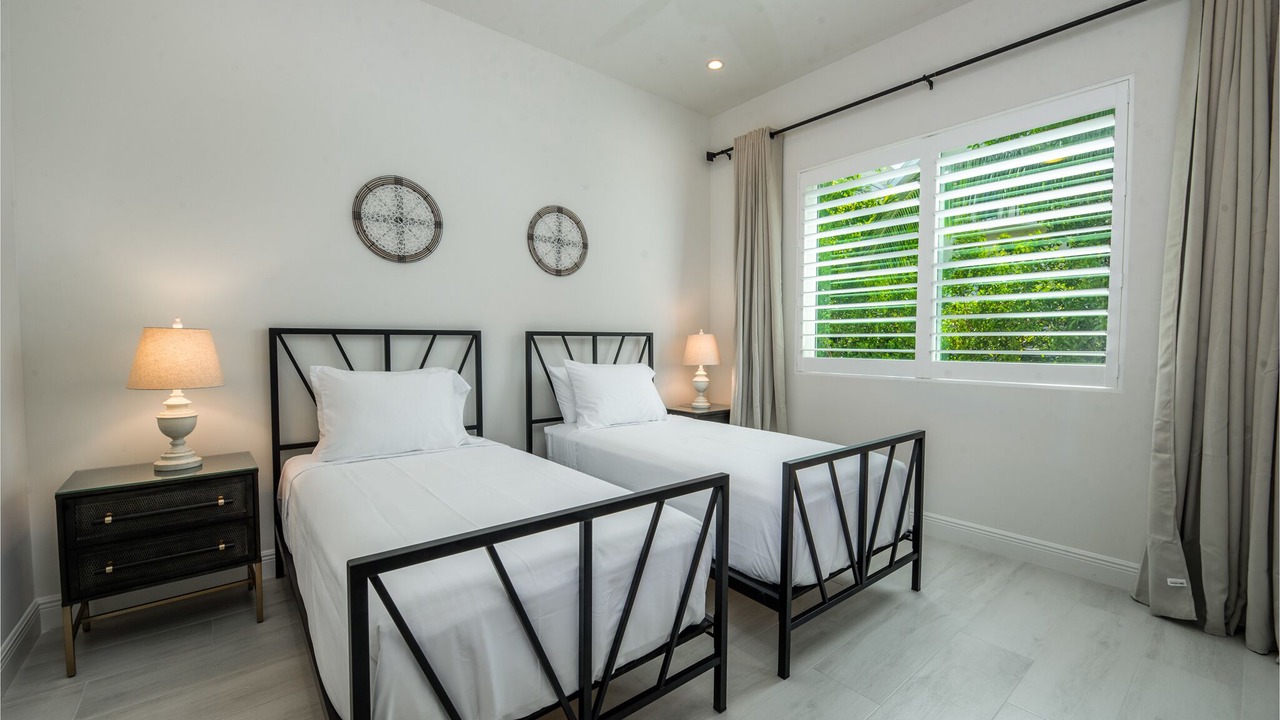 Photo of Bedroom in West Bay