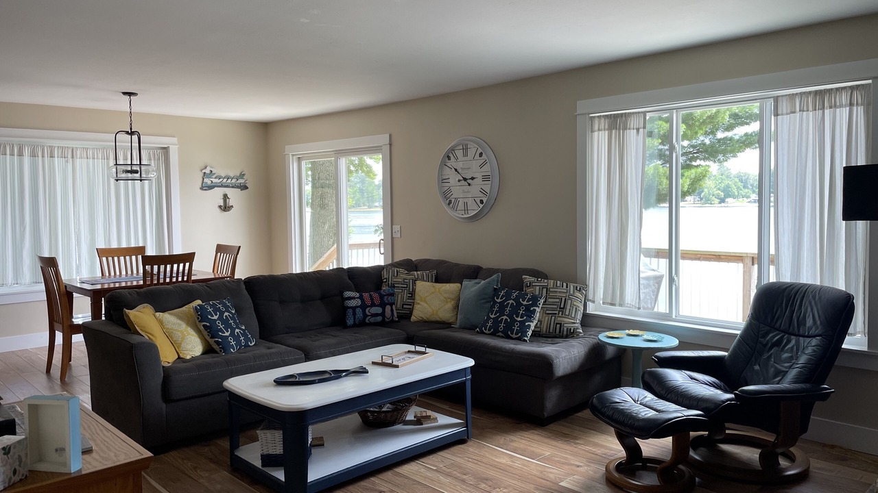 Photo of Livingroom in Twin Lake