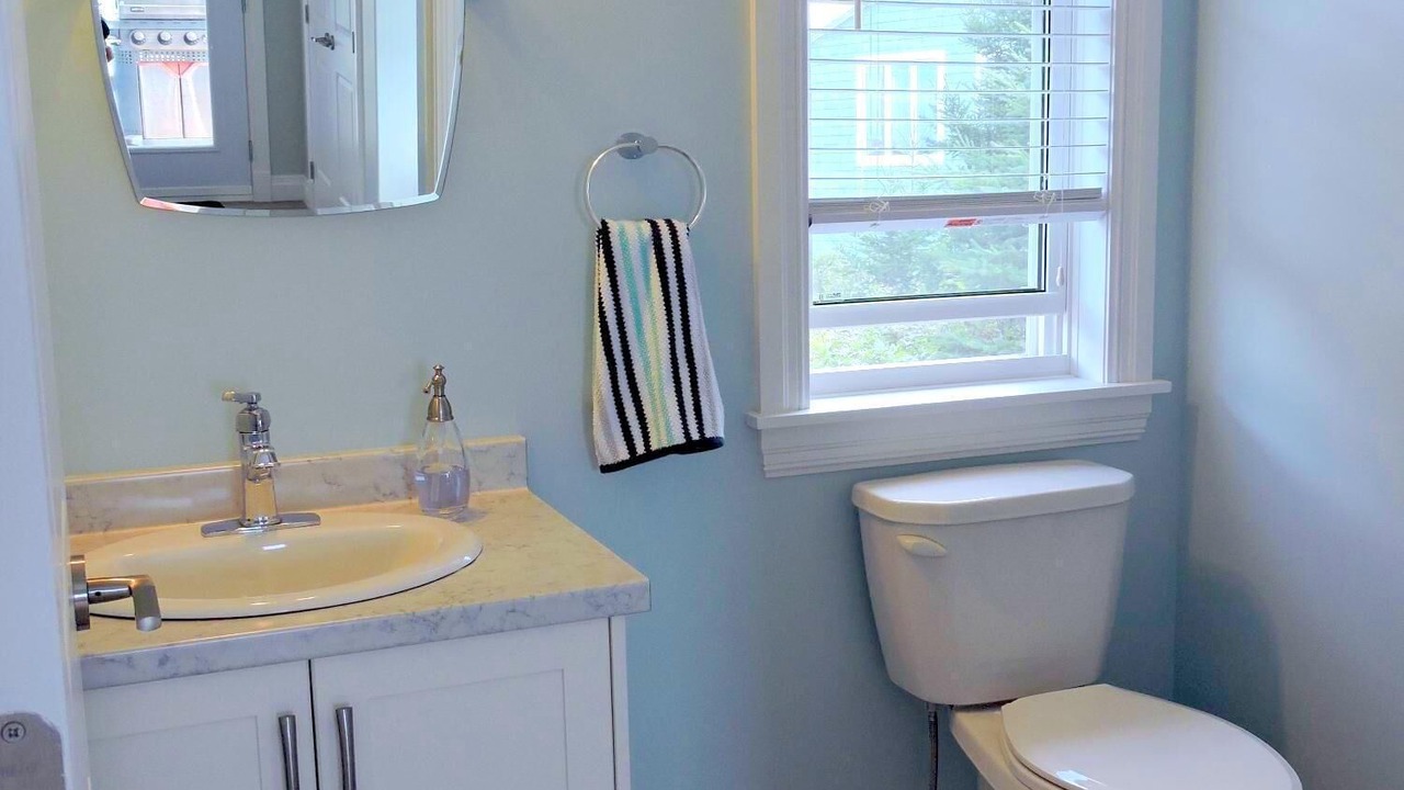 Photo of Bathroom in Darnley