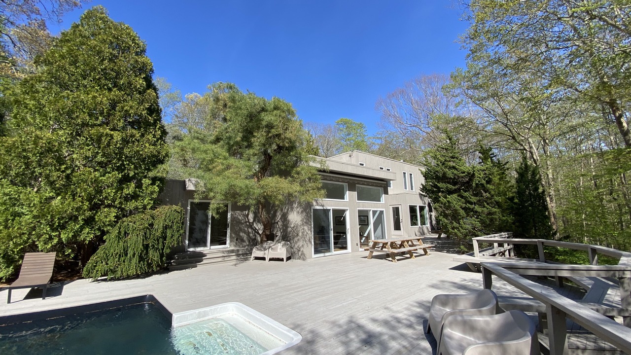 Photo of Outdoor in Amagansett North