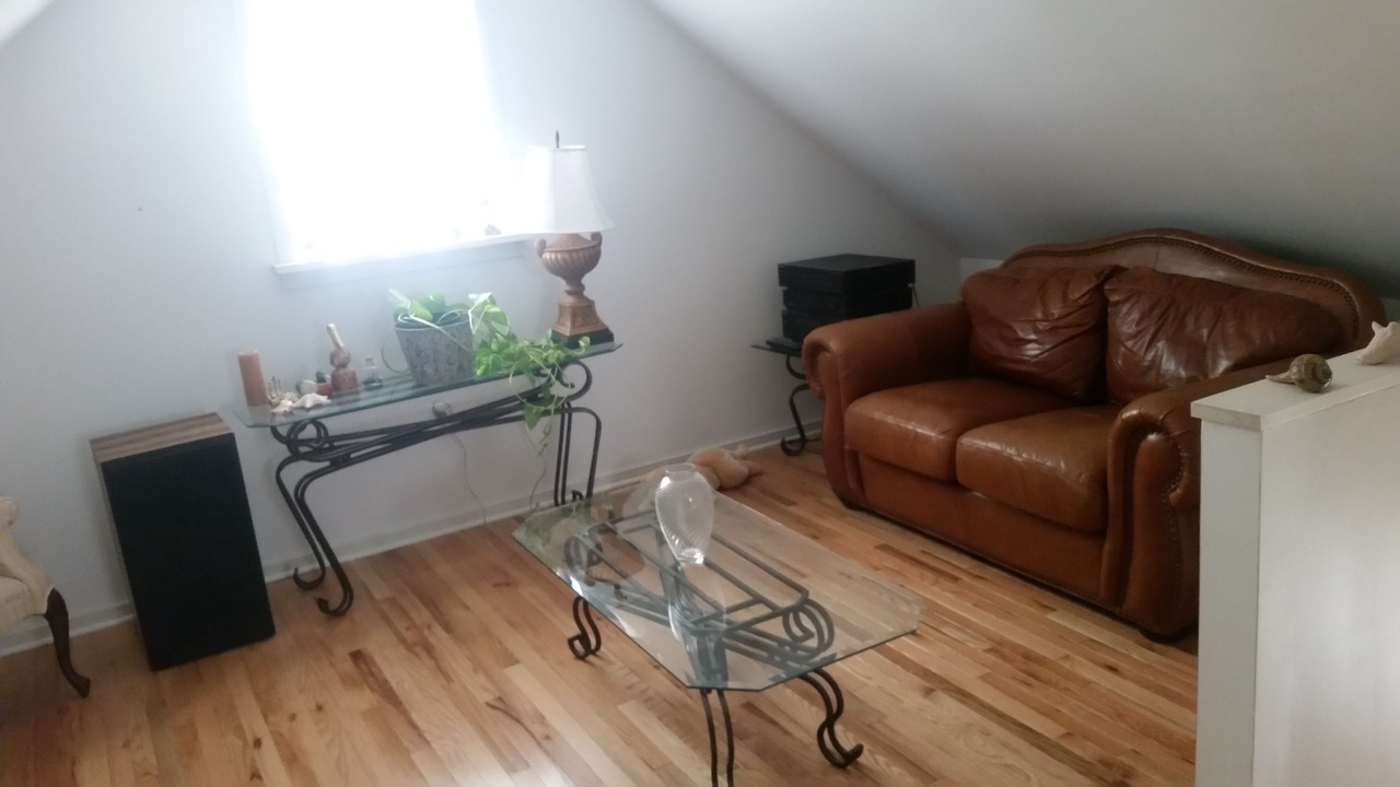 Photo of Livingroom in Westbrook Center
