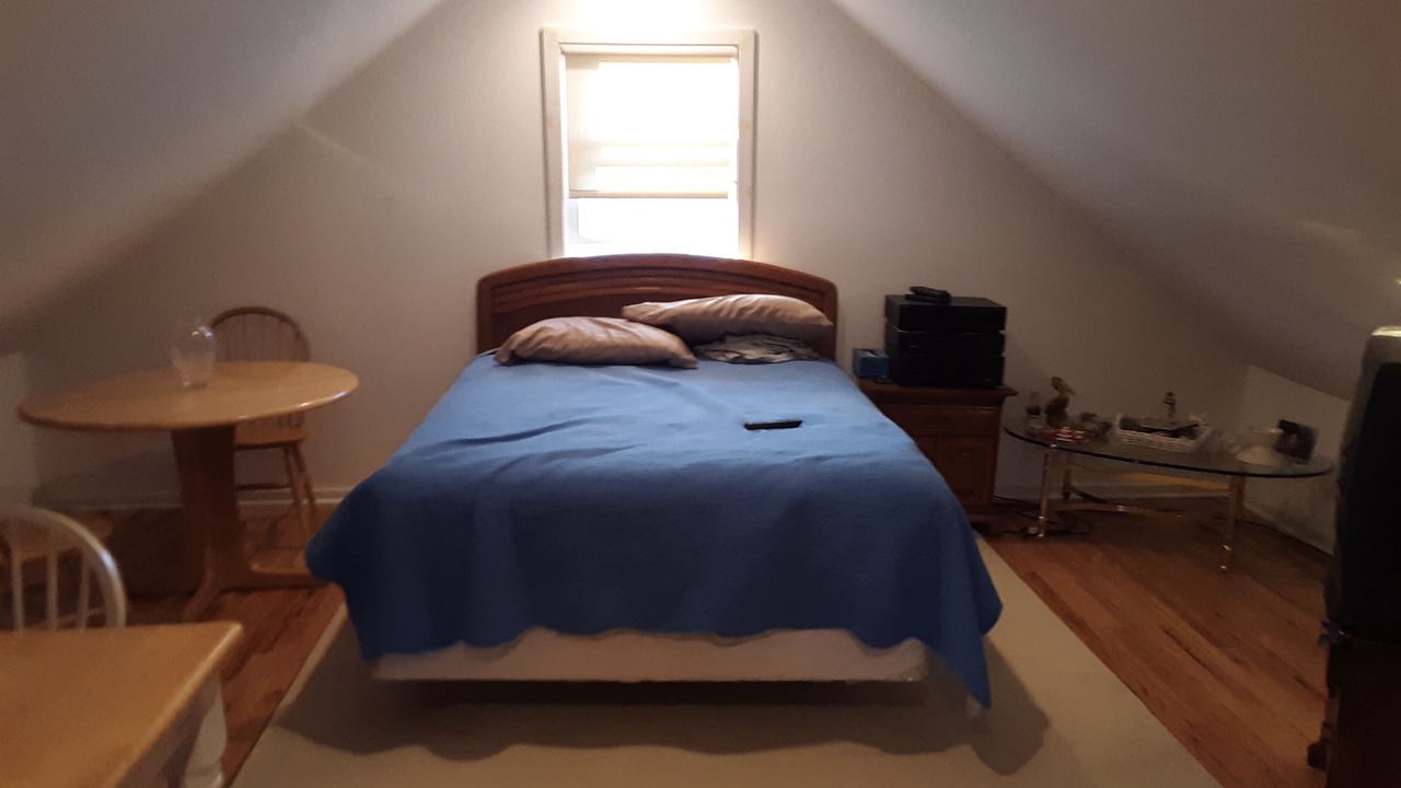 Photo of Bedroom in Westbrook Center