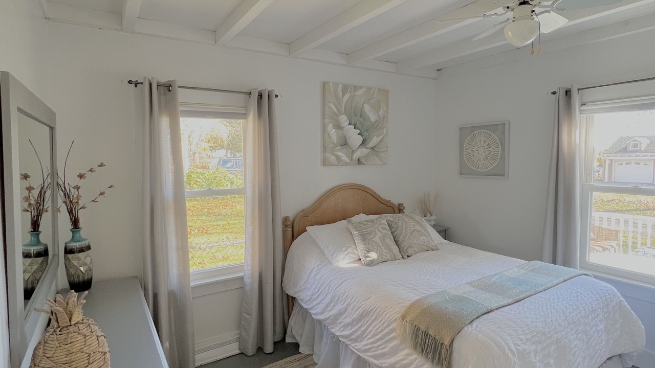 Photo of Bedroom in Clinton