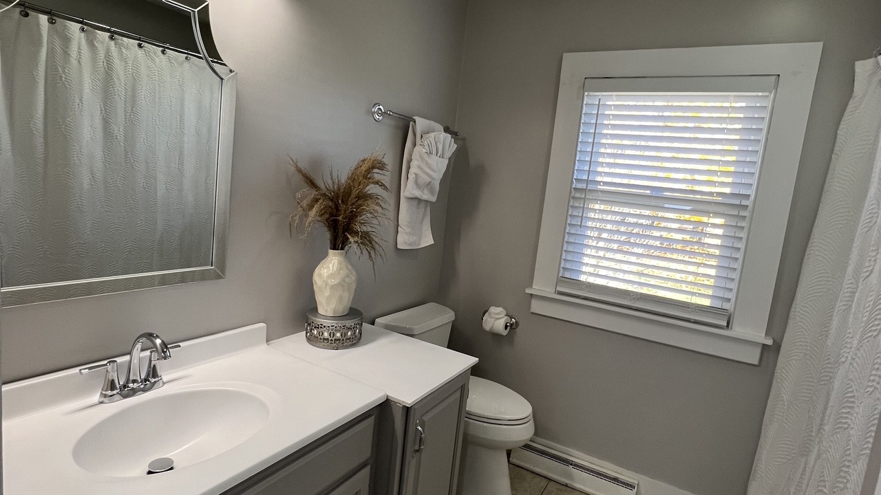 Photo of Bathroom in Clinton