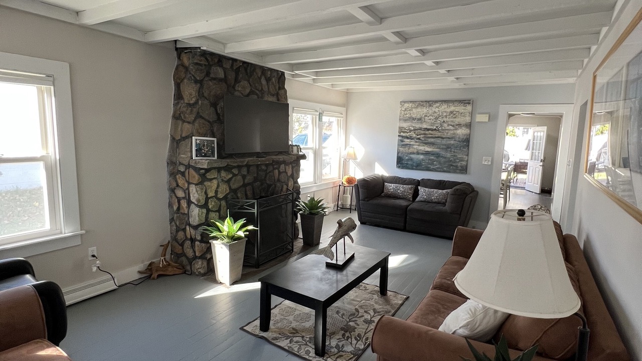 Photo of Livingroom in Clinton