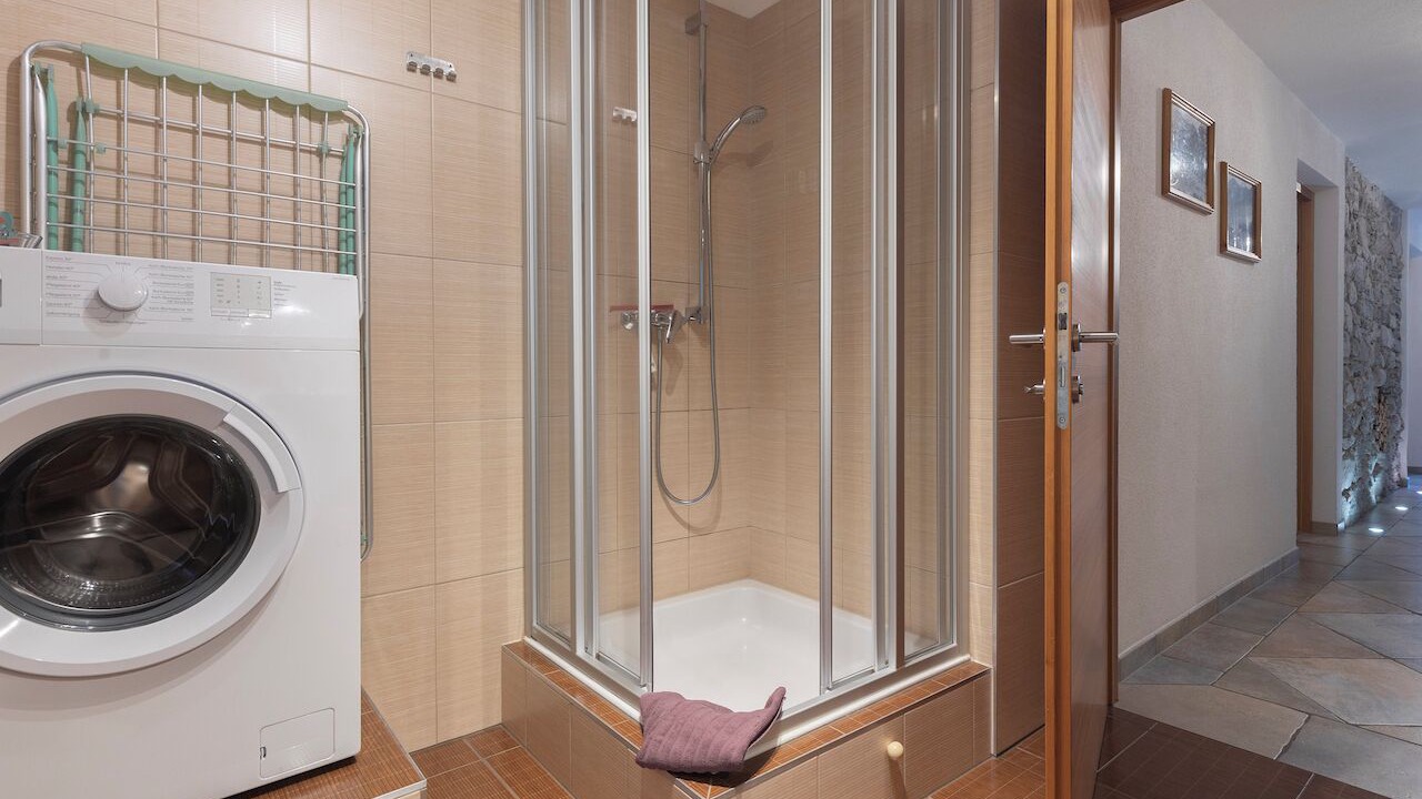 Photo of Bathroom in Umhausen