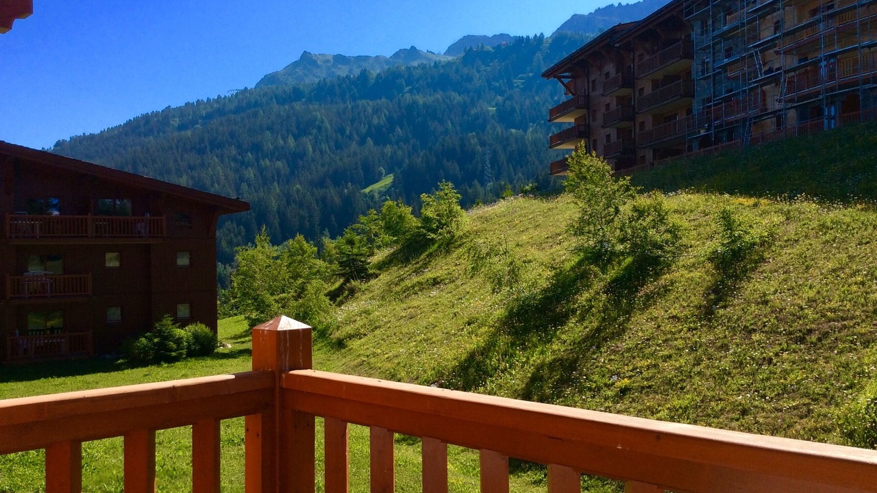 Photo of Outdoor in Arc-1800