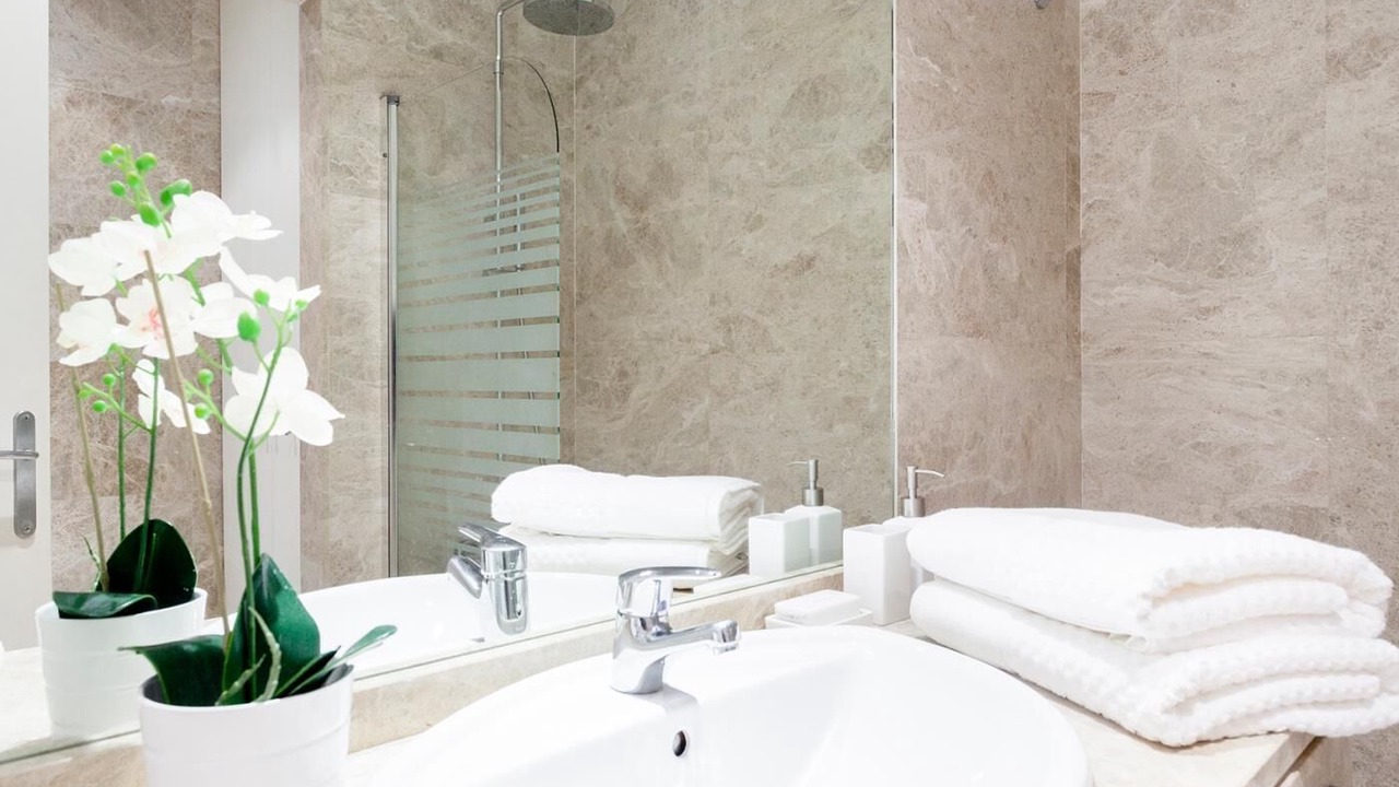 Photo of Bathroom in Recoletos