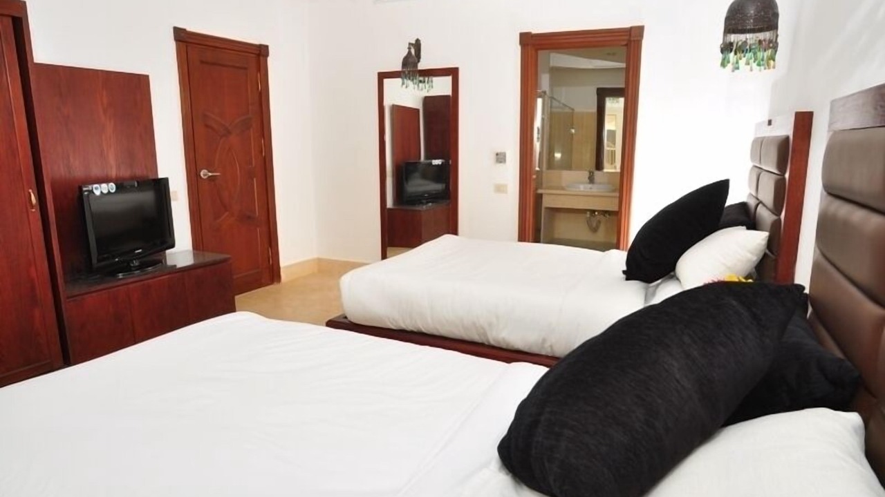 Photo of Bedroom in El Hadaba