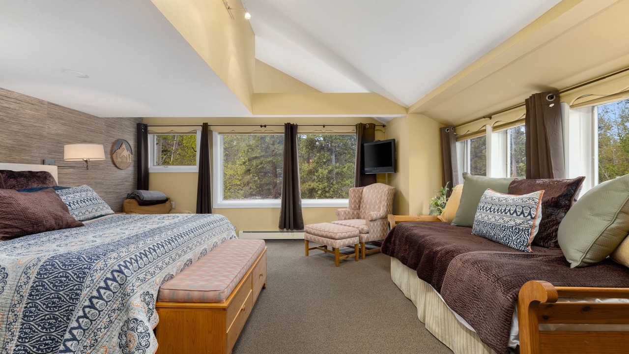 Photo of Bedroom in Keystone
