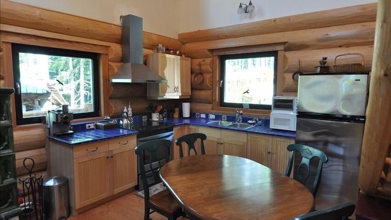 Photo of Kitchen in Upper Squamish