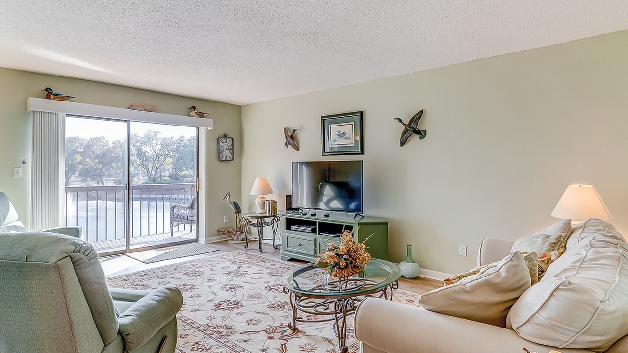 Photo of Livingroom in Folly Field