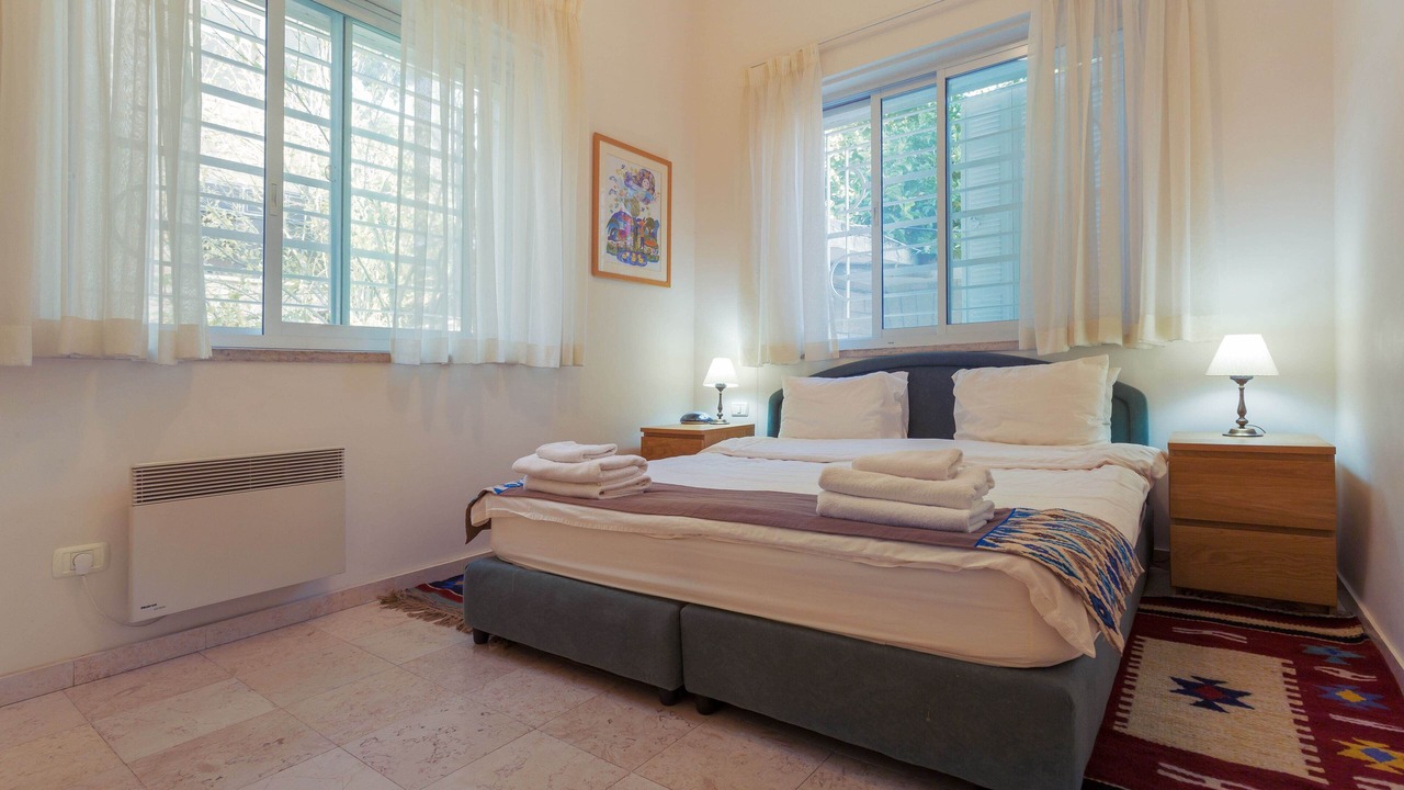 Photo of Bedroom in Emek Refaim