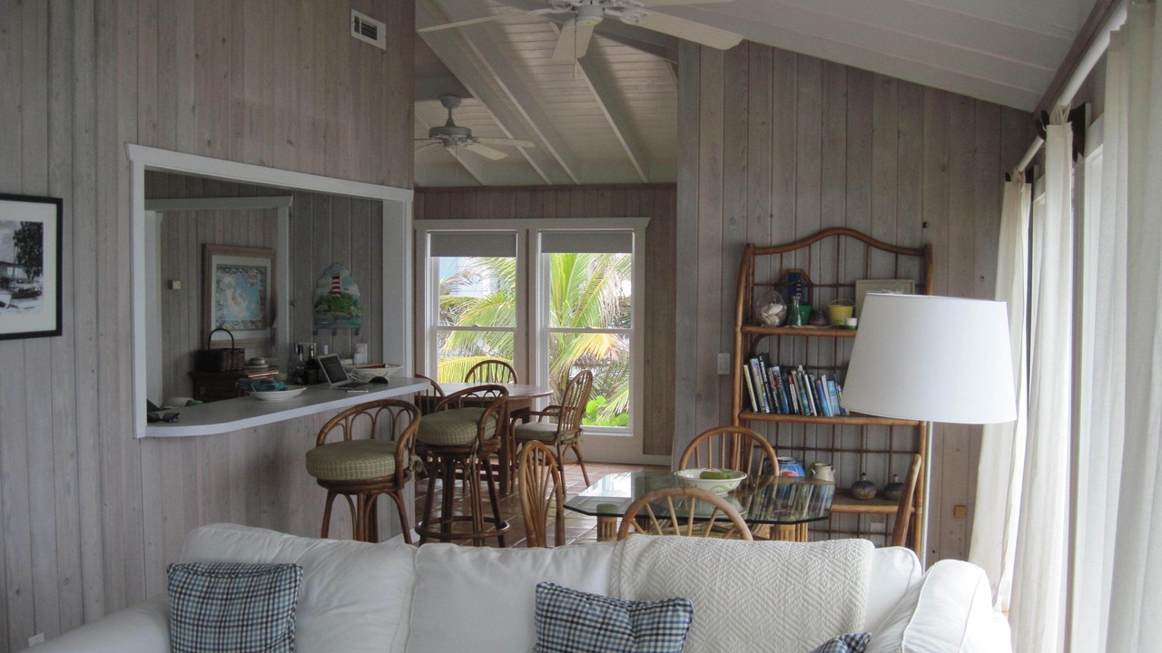 Photo of Livingroom in Hope Town