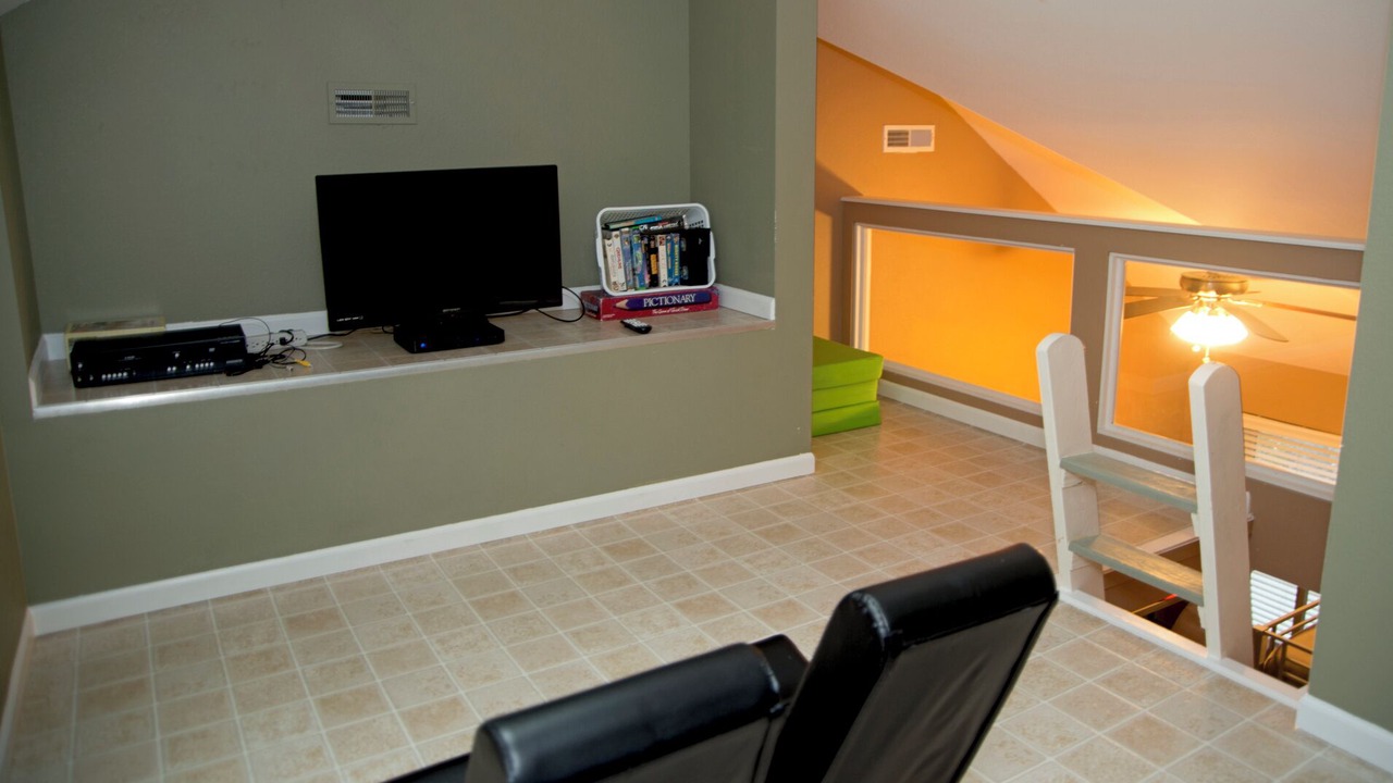 Photo of Bedroom in Camdenton