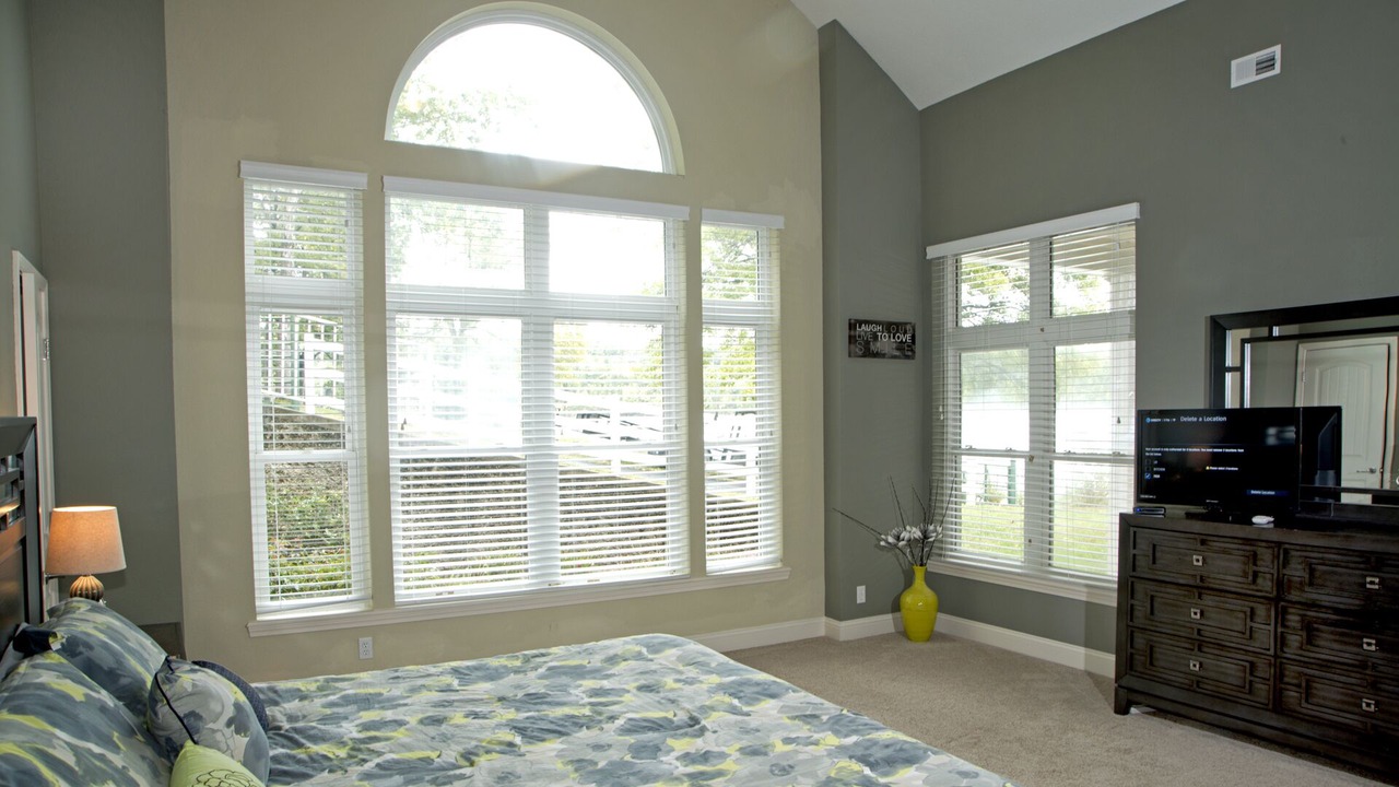 Photo of Bedroom in Camdenton