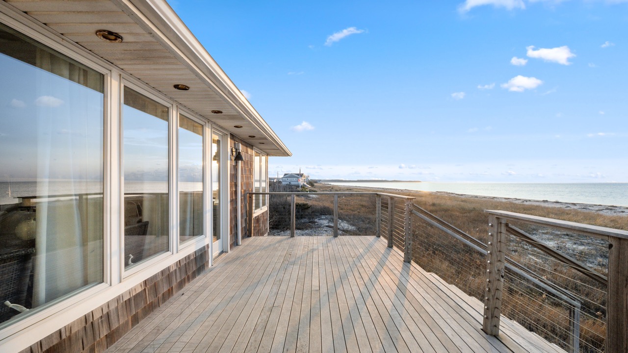 Photo of Patio Balcony in Southold